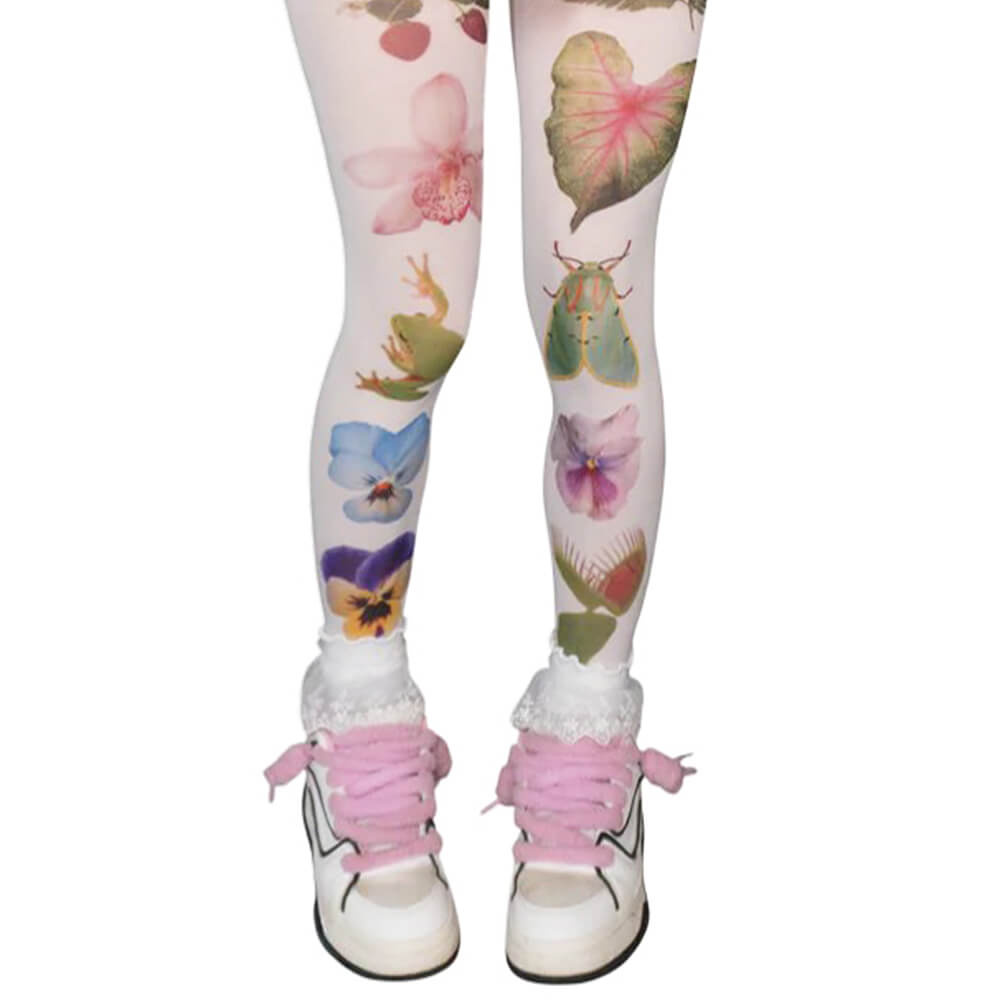 VILZSTUDIOS Whimsical patterned tights for stylish outfits