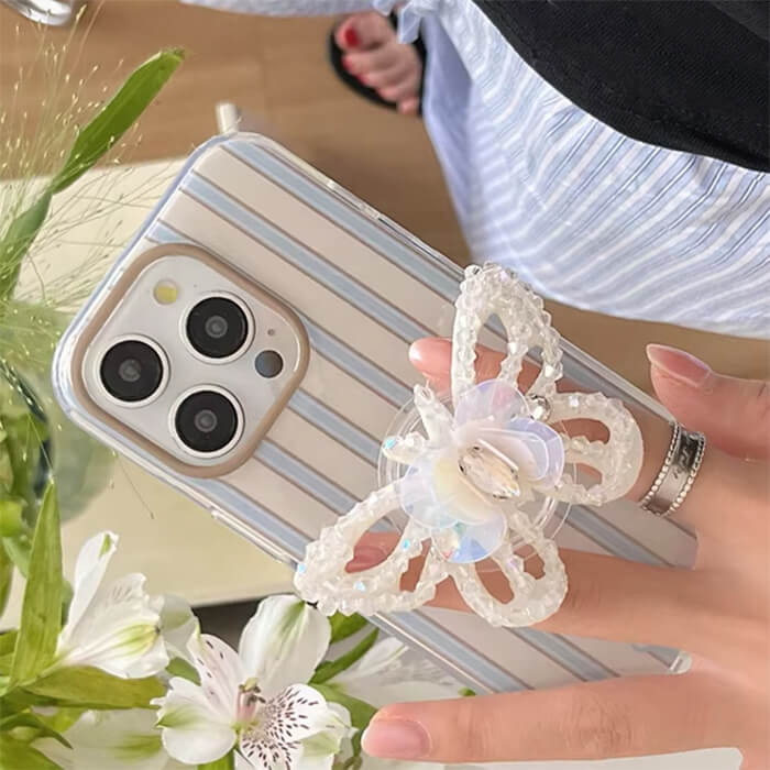 VILZSTUDIOS Stylish striped phone case with butterfly design