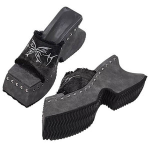 VILZSTUDIOS Unique platform slide sandals with butterfly embroidery