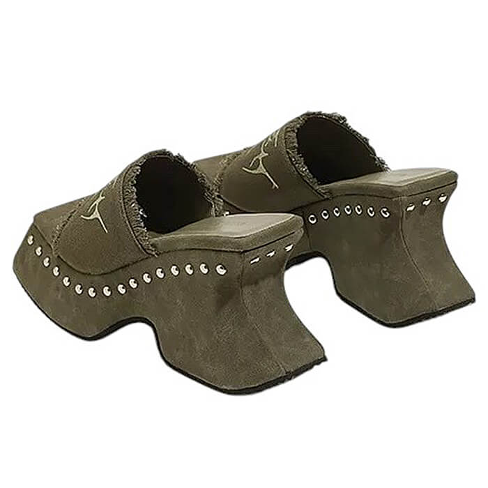 VILZSTUDIOS Unique platform slide sandals with butterfly embroidery