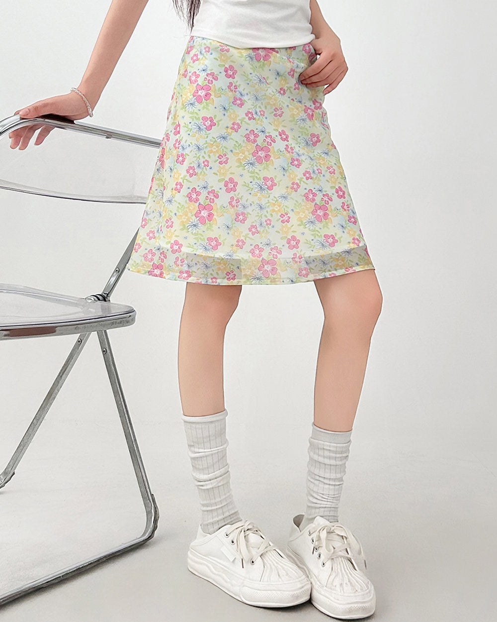 VILZSTUDIOS Whimsical sheer floral print skirt for stylish outfits