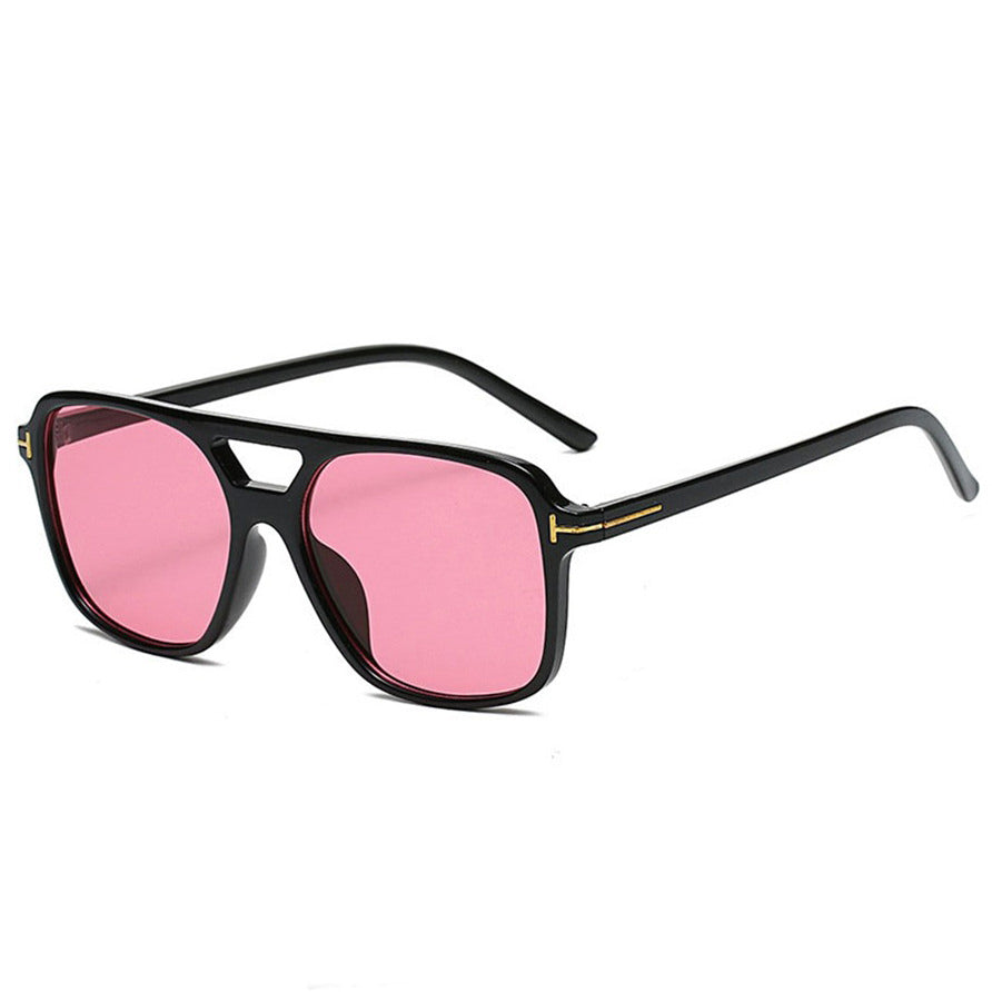 VILZSTUDIOS Stylish sunglasses with pink lenses and black frame