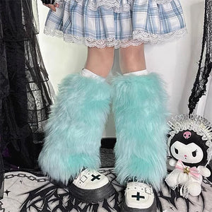 VILZSTUDIOS Cozy leg warmers made of faux fur