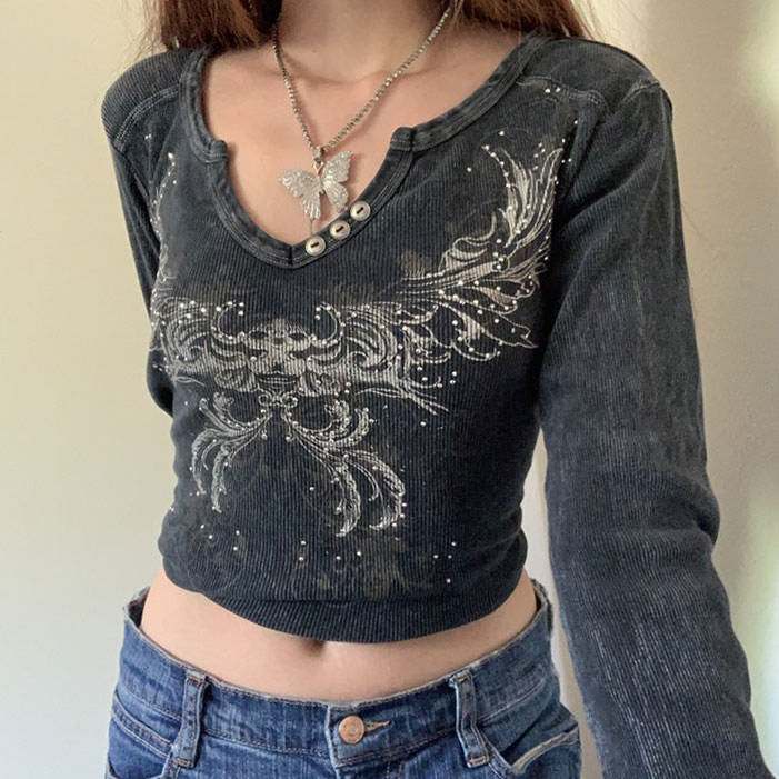 VILZSTUDIOS Y2K Grunge Inspired Crop Top from VILZSTUDIOS