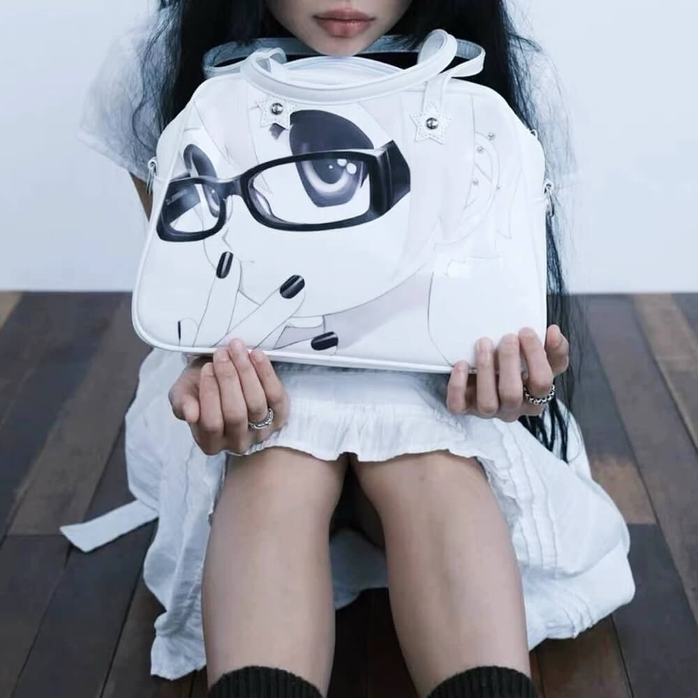 VILZSTUDIOS Glossy handbag with manga print design