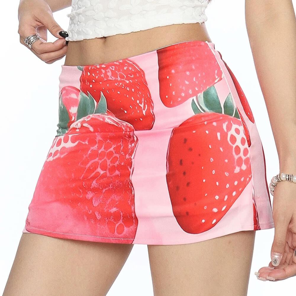 VILZSTUDIOS Stylish Y2K mini skirt with strawberry print