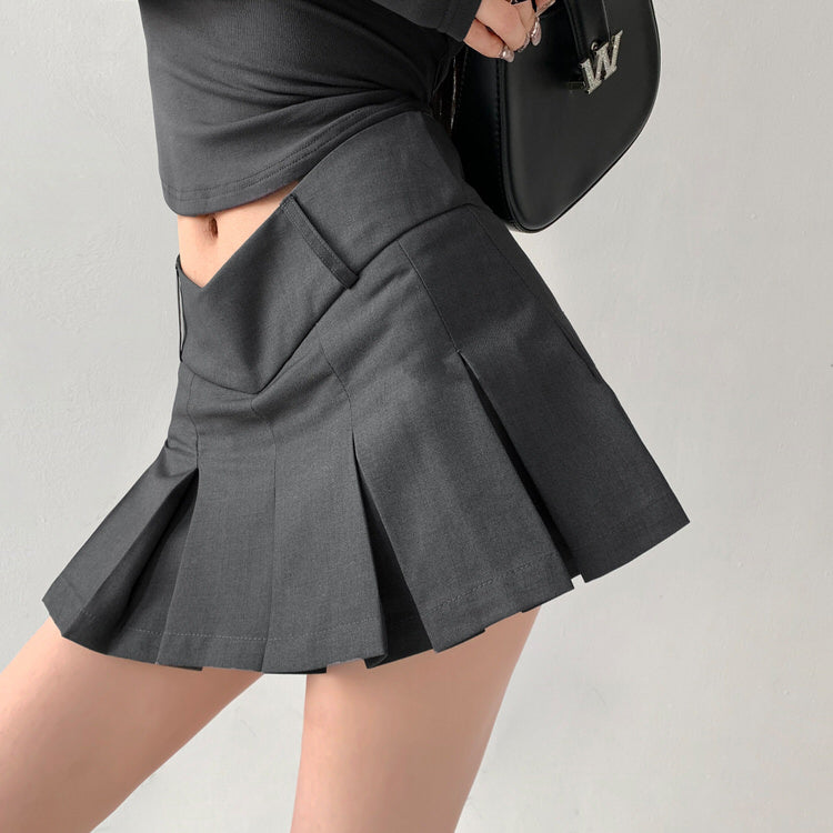 VILZSTUDIOS Stylish pleated skirt from VILZSTUDIOS