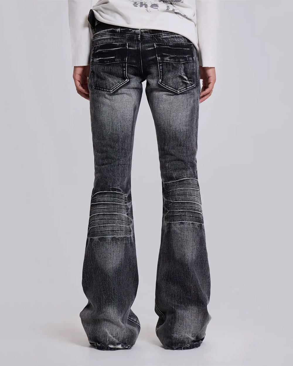 VILZSTUDIOS Flare jeans with ripped details and vintage wash