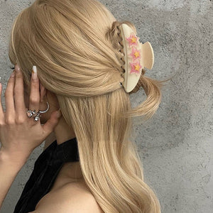 VILZSTUDIOS Y2K star hair claw accessory