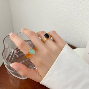 VILZSTUDIOS Chunky ring with rhinestones made of resin