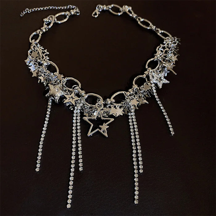 VILZSTUDIOS Stylish rhinestone necklace for fashion enthusiasts